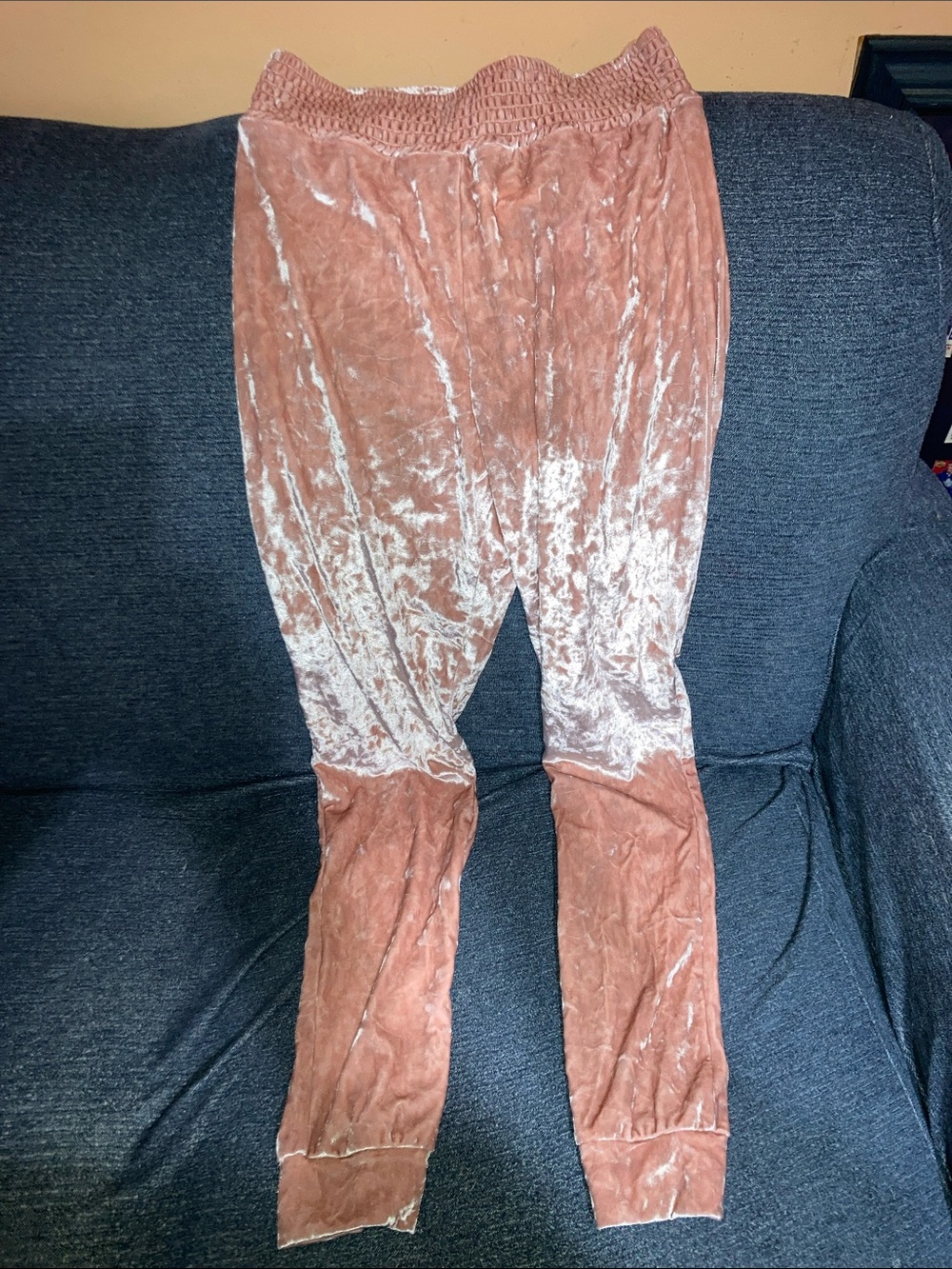 Weekend edition Crushed Velvet Pull-On Track Pants in Dusty Rose